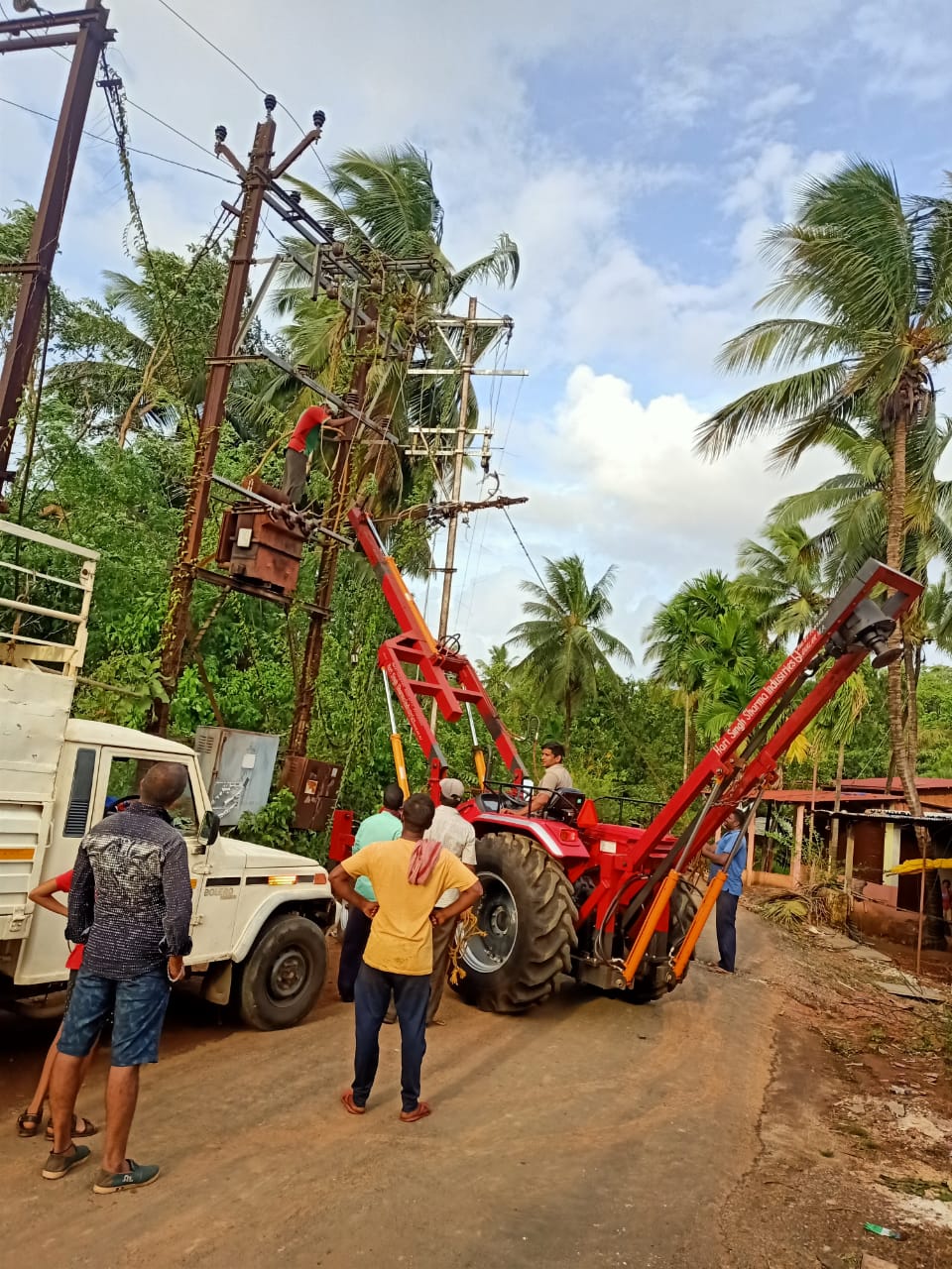 Power restoration work after Tautkae cyclone.