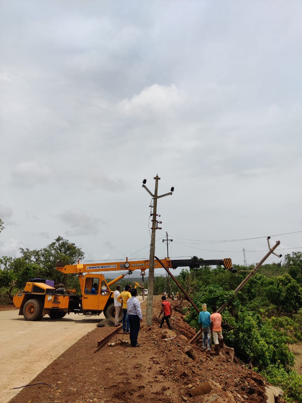 Power restoration work after Tautkae cyclone.