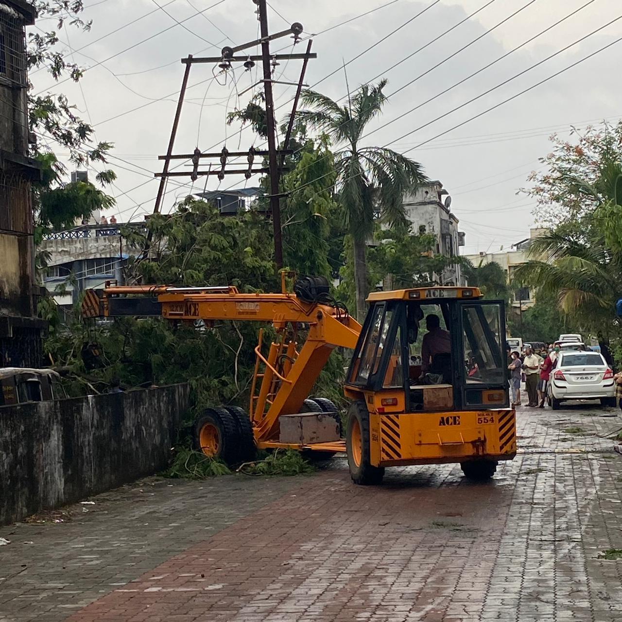 Power restoration work after Tautkae cyclone.